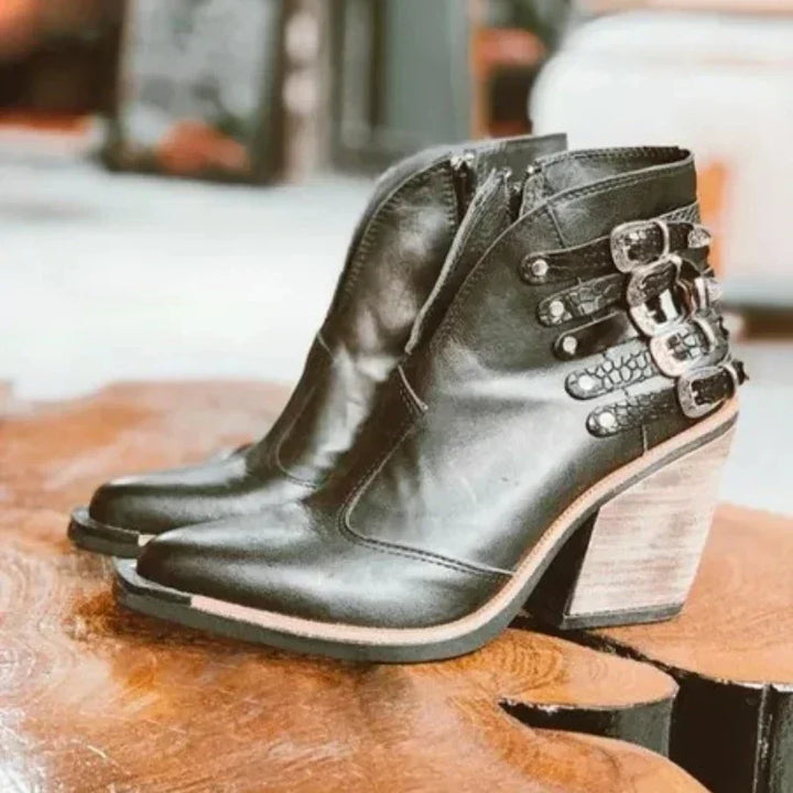 Glenna - Orthopedic Boots