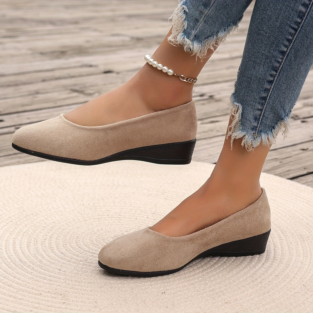 Madison™ – Comfortable wedge-heel ballet flats