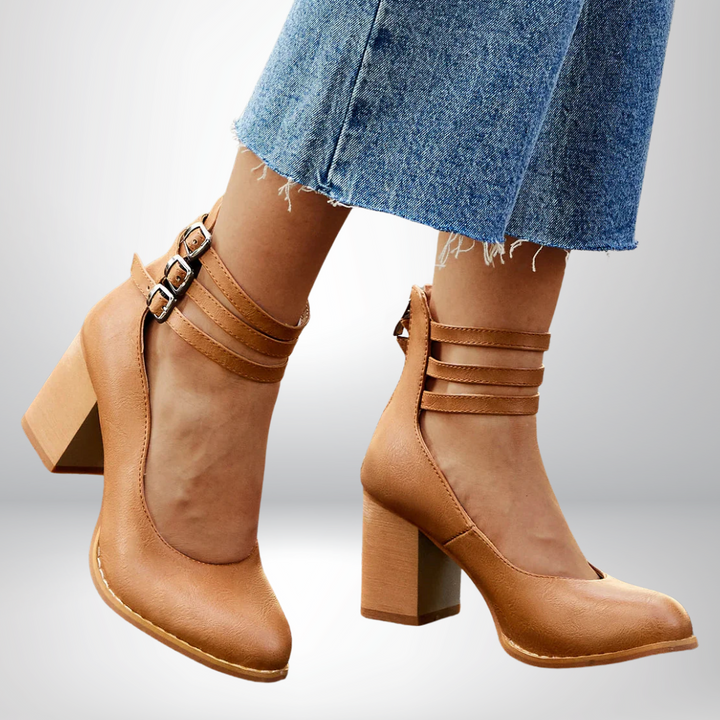 Casilda | Smooth sandals with ankle strap and chunky heel